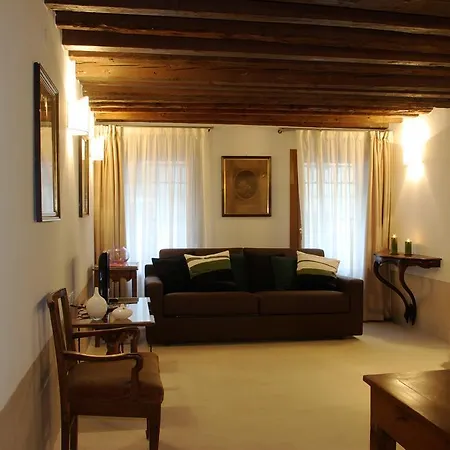 Corte Bragadin * Venise